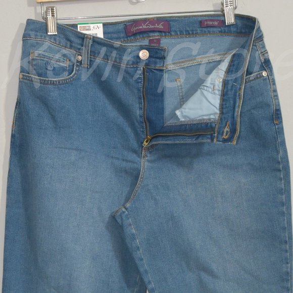 Gloria Vanderbilt Ladies' Amanda Capri - Picture 2 of 6